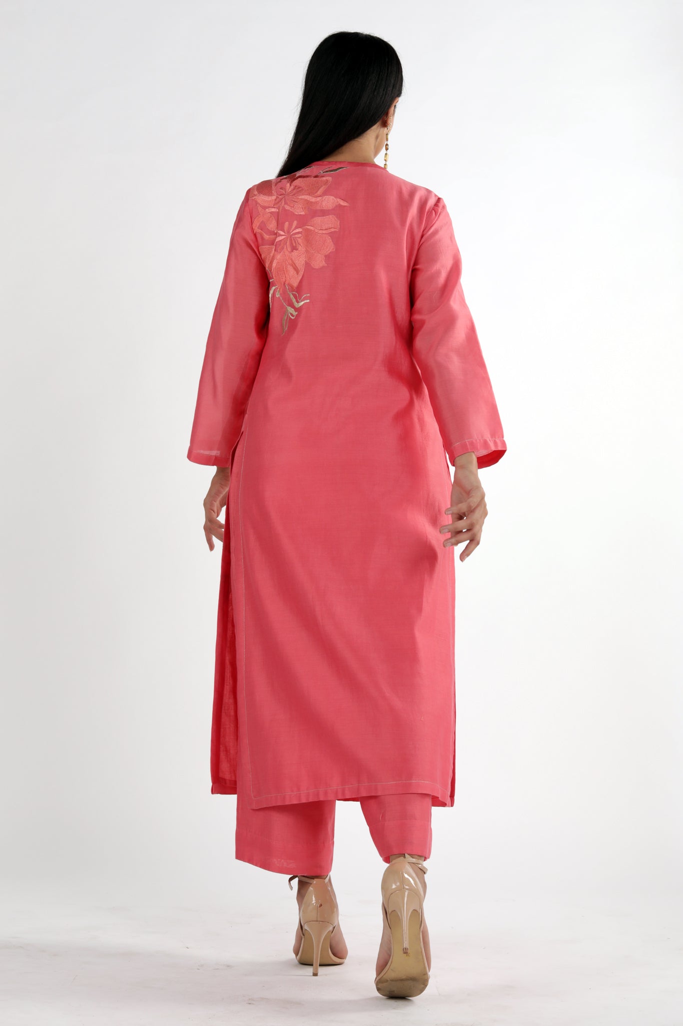 SIYA - Neck Tie-up Kurta Set