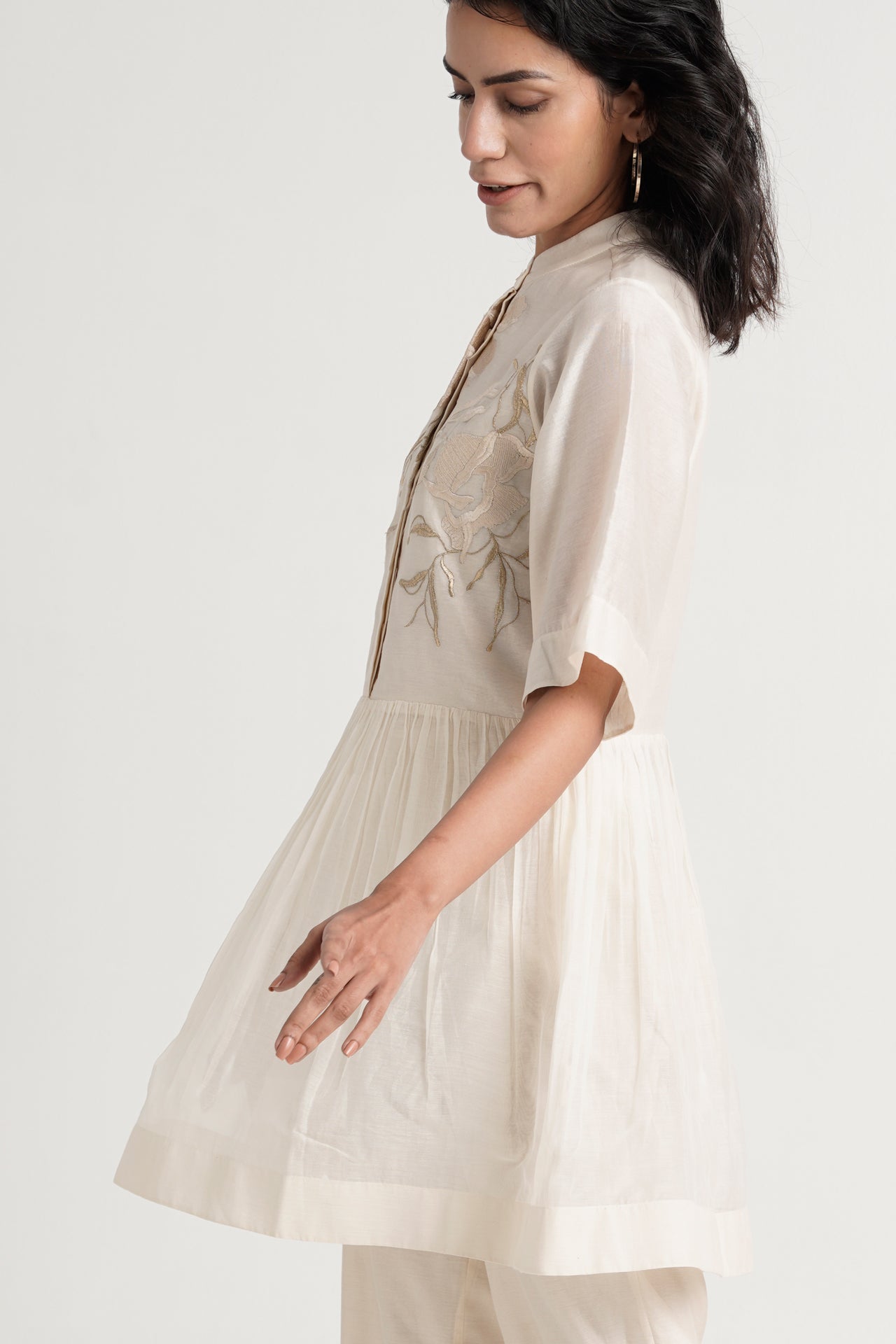 Ivory Abe 2.5 - Tonal Embroidery Peplum Tunic Set