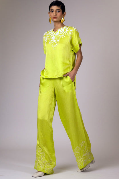 Vega - Scalloped Neck Top & Retro Pants