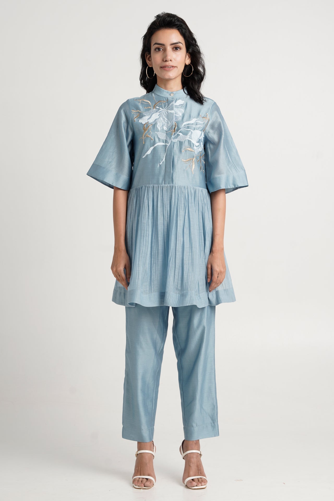 Pacific Blue Abe 2.5 - Tonal Embroidery Peplum Tunic Set