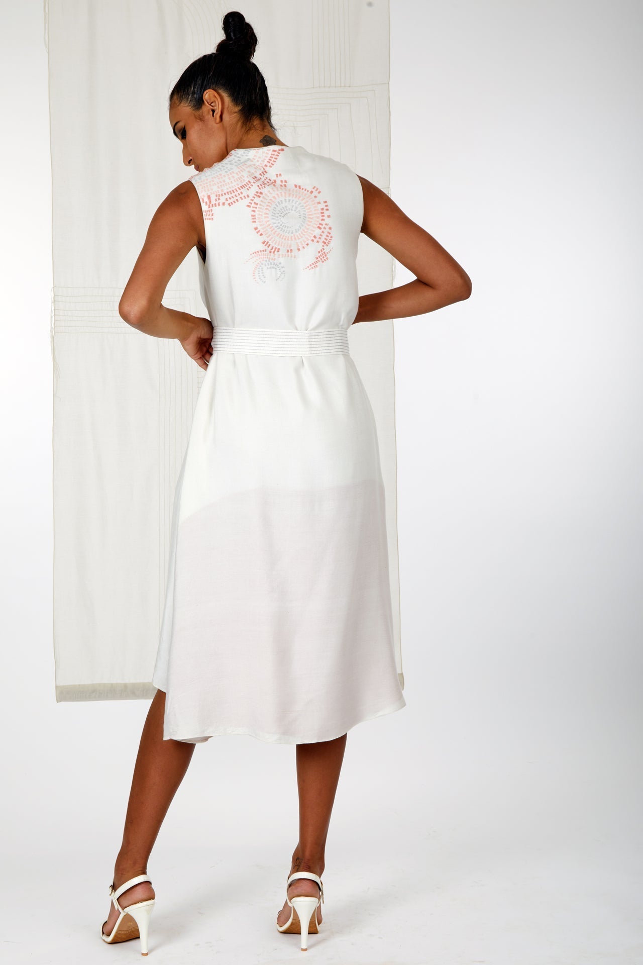 Reno - Snow Asymmteric Tunic Sleeveless Dress with Belt