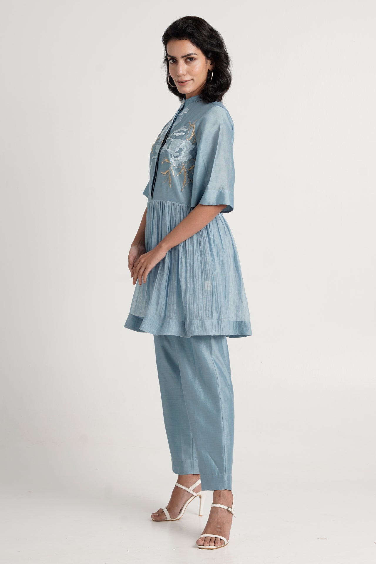 Pacific Blue Abe 2.5 - Tonal Embroidery Peplum Tunic Set